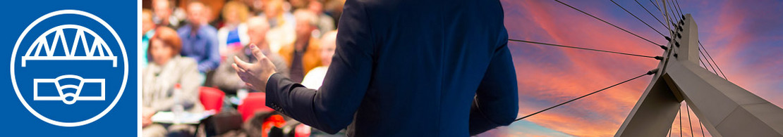 Kollage aus drei Bildern: links Logo Erfahrungsaustausch Weiterbildung für Schweißaufsichtspersonen im bauaufsichtlichen Bereich nach DIN EN 1090, mitte Rückenansicht eines Vortragenden in dunklem Anzug vor einem voll besetzten Auditorium, rechts Stimmungsvolle Aufnahme einer Schrägseilbrücke bei Sonnenuntergang; im Vordergrund ragt ein Brückenpylon in den Himmel